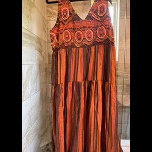 Embroideries maxi dress.